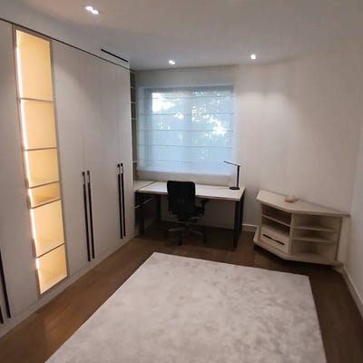 Alquiler de un lujoso y espacioso apartamento de 4 habitaciones, 170 m², Vračar, Belgrado, Serbia